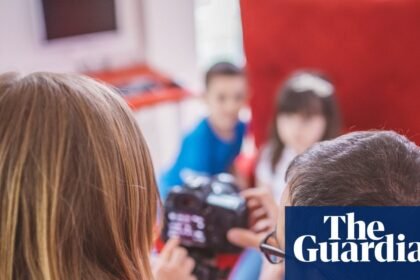 Is this the end of the British school photo?