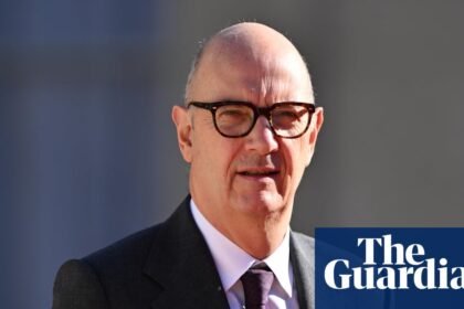 French minister invites UK to ‘come all the way back’ to the EU