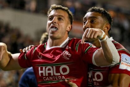 Leicester hold off Newcastle for first Prem win