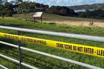 Police searching for mum of baby girl found on shoreline tell her not to be afraid to call