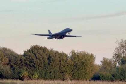 What prompted the US bombers to leave RAF Fairford?