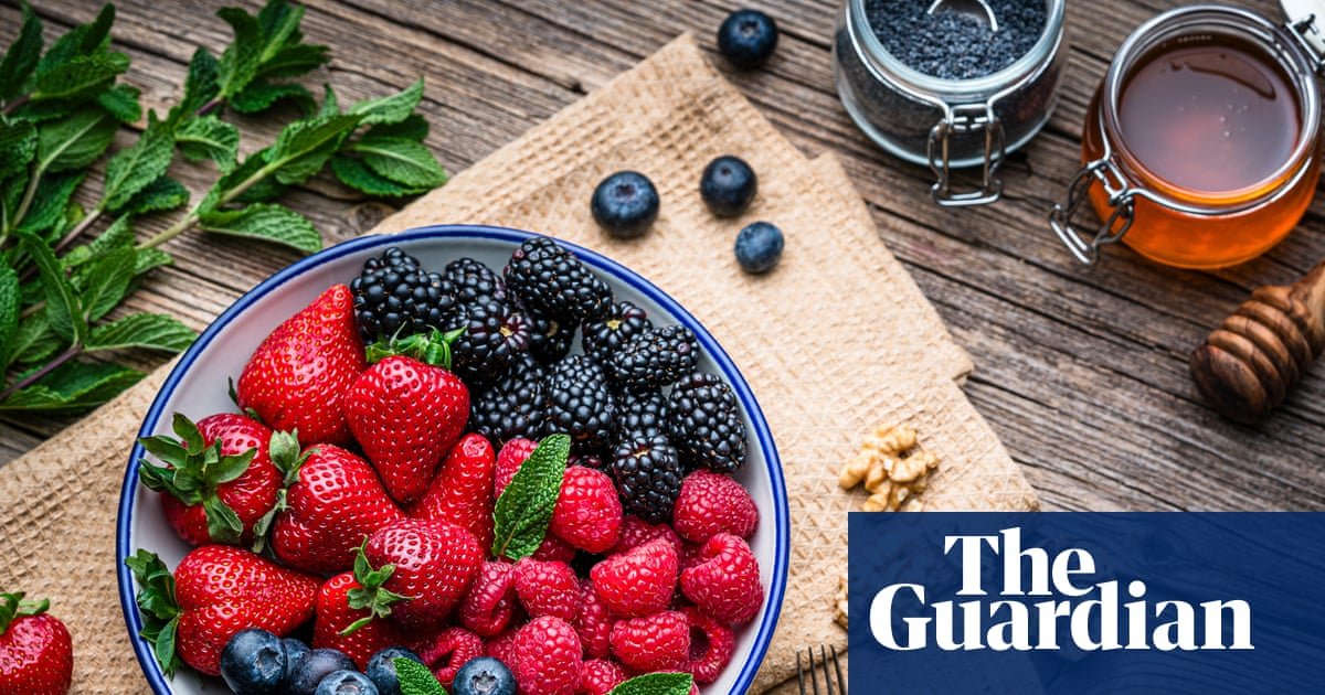 They’re delicious, popular and versatile – but how healthy are berries?