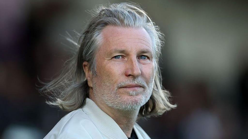 Peterborough appoint Forest Green boss Savage