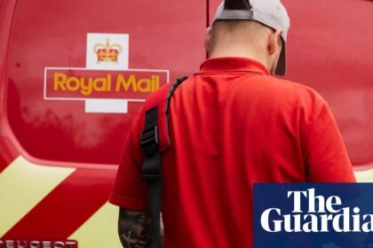 Royal Mail to cut up to 2,500 jobs amid restructure and fall in letter deliveries