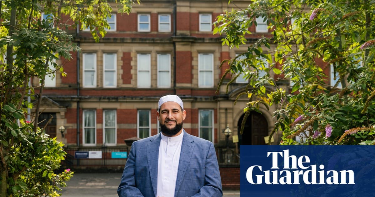 ‘Would I sit down with Tommy Robinson? It’s not a definite no’: lessons from people who fought the far right in the 70s, 80s and beyond