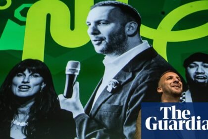 What is Zionism and why do some critics describe it as racist?