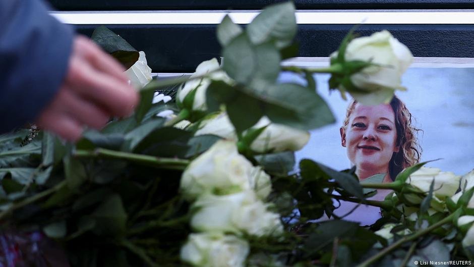 Renee Good's family sues Trump admin over fatal ICE shooting