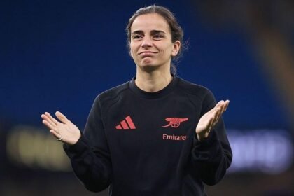 Arsenal 10 points off WSL leaders - is Slegers' job at risk?