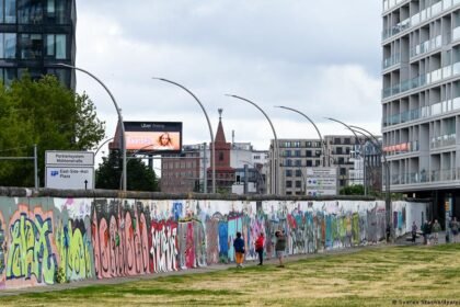 German reunification: How inequality is shaping a new East German identity