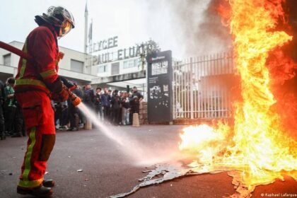 France: Hundreds arrested as student protests escalate