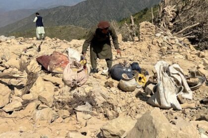 Pakistan launches deadly airstrikes on Afghanistan