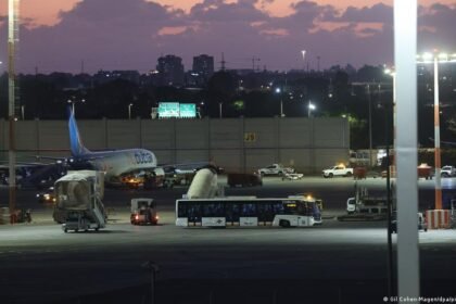 Co-pilot on Flydubai flight was banned from flying by Oman
