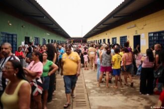 Brazil: Polls close in tight race between Lula and Bolsonaro