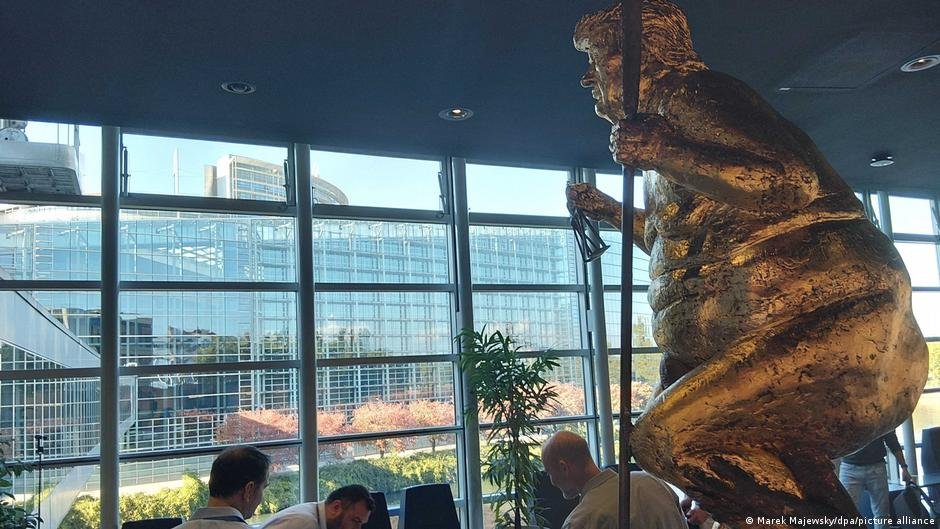 Naked Trump statue goes on display in Strasbourg