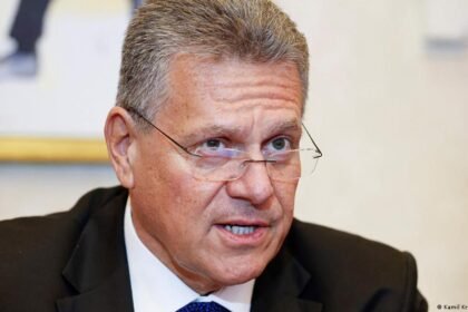EU envoy in Beijing for talks to calm trade tensions