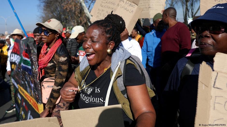 South Africa pulls asylum directive after violent protests
