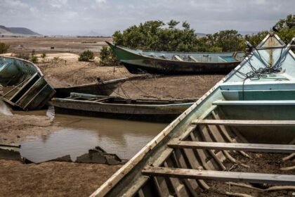 A migrant boat sank off the coast of Djibouti with the UN reporting over 200 people dead or missing