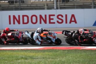 Bezzecchi wins as Martin retakes championship lead