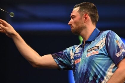 Humphries into Grand Prix semis as Van Veen exits