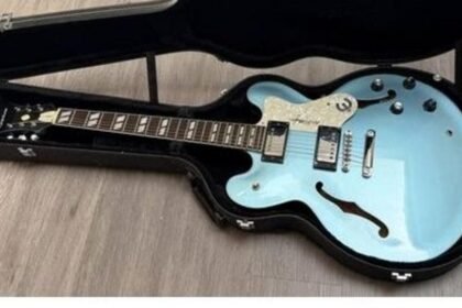 Noel Gallagher guitar sells for £12,000 at auction