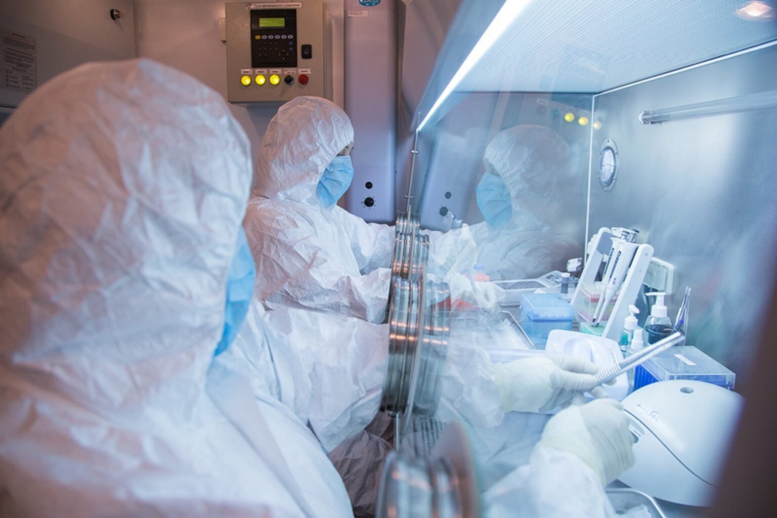 How Russia and the world are responding to a possible case of pneumonic plague after lab worker dies