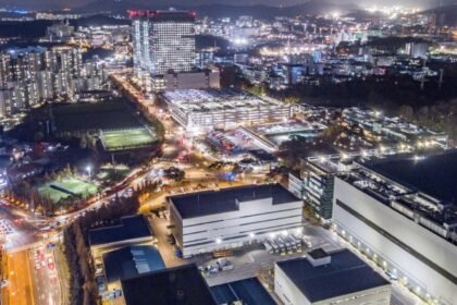 South Korea’s exports hit record high on AI boom