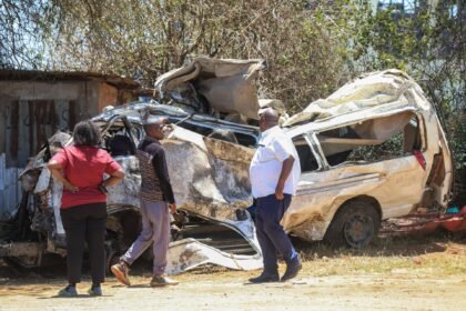 At least 17 people, mostly pilgrims, killed in Kenya road crash