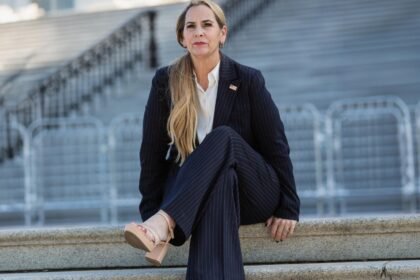 Arizona congressional candidate says she was raped trying to repair campaign sign