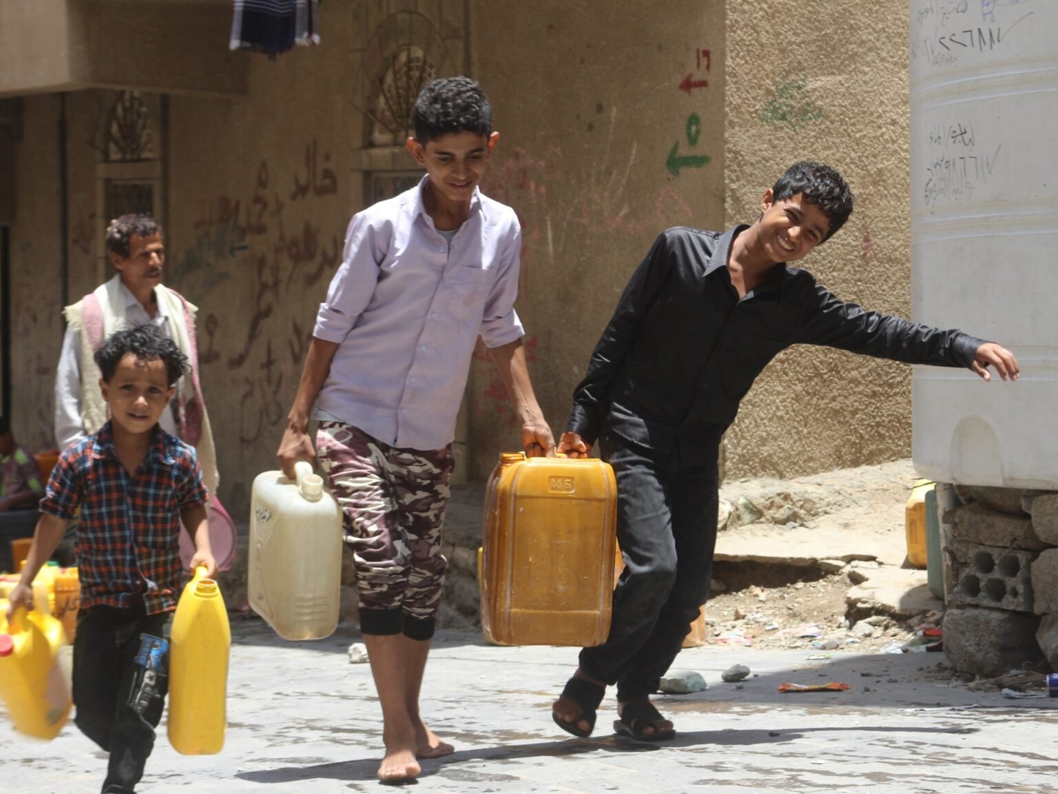 Yemen’s Taiz under siege again as food and fuel prices rise