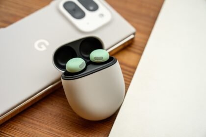 Google’s Pixel Buds update will put them to sleep along with you
