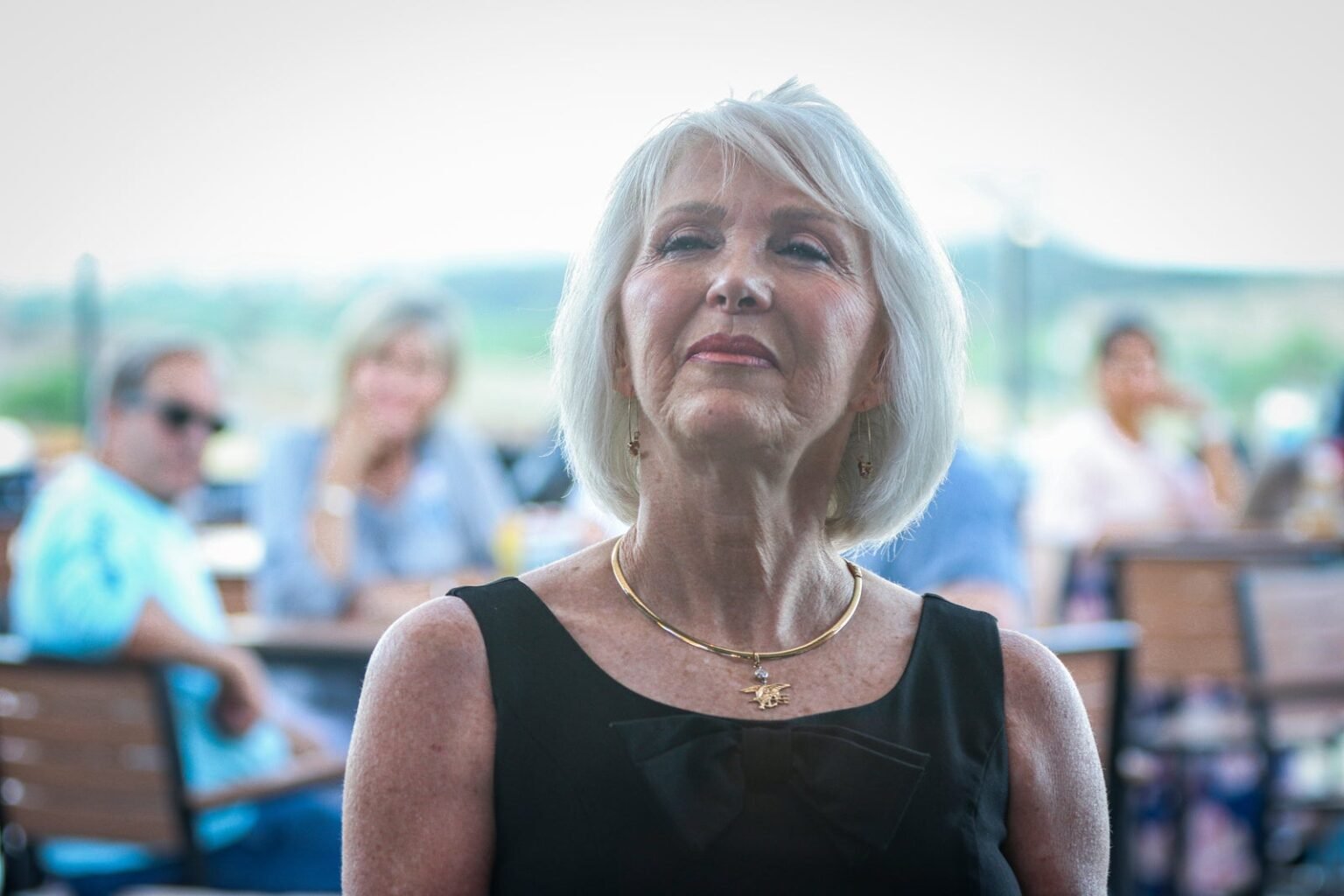 Trump hosts election denier Tina Peters for strategy summit at White House as midterms look grim: insider