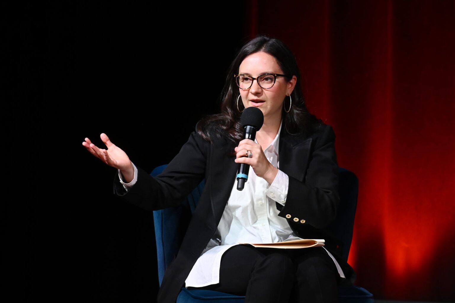 CBS News chief Bari Weiss ‘doesn’t listen to anyone,’ insider reveals as ratings plummet