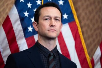 Joseph Gordon-Levitt Says A.I. Is Being Trained to ‘Hijack Your Intimacy’: ‘We Should Be Concerned’