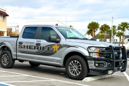 Florida cops say they don't know who owns 11 unpermitted Flock cameras