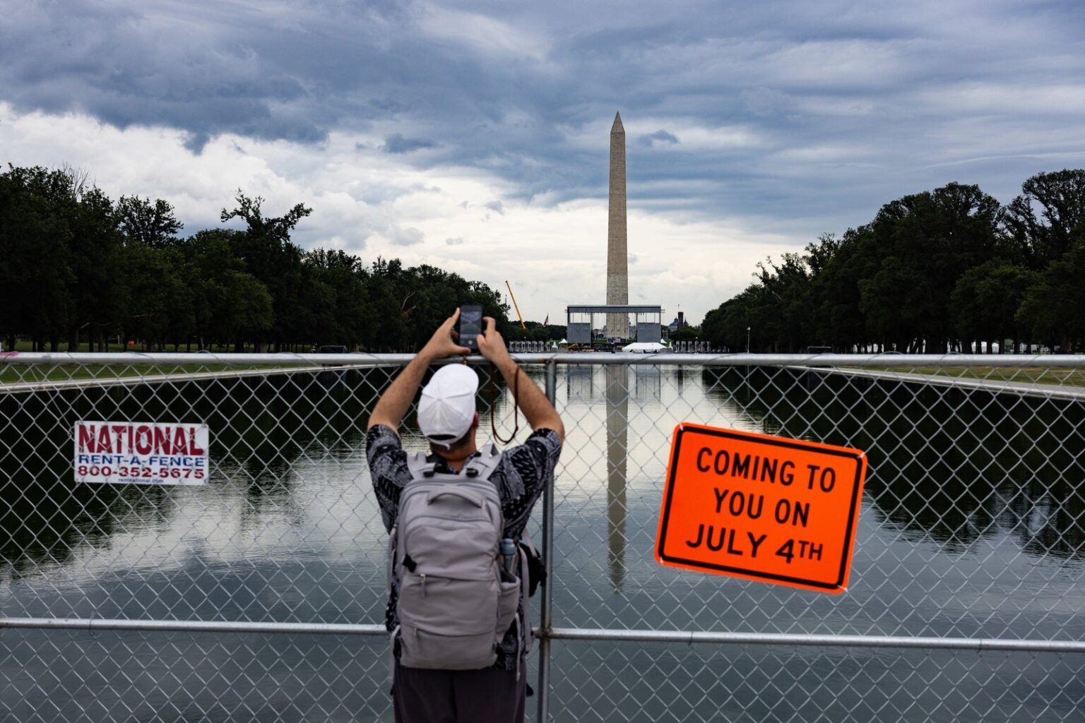 Trump’s fenced off DC landmarks has tourists staying away: ‘People just aren’t coming’