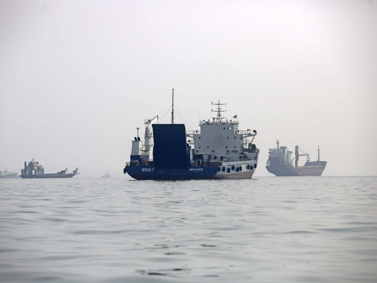 Tanker hit by multiple projectiles off north coast of Qatar, UKMTO says