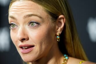 Watch Amanda Seyfried’s Sweet Joni Mitchell Cover Get Interrupted by Ghostface