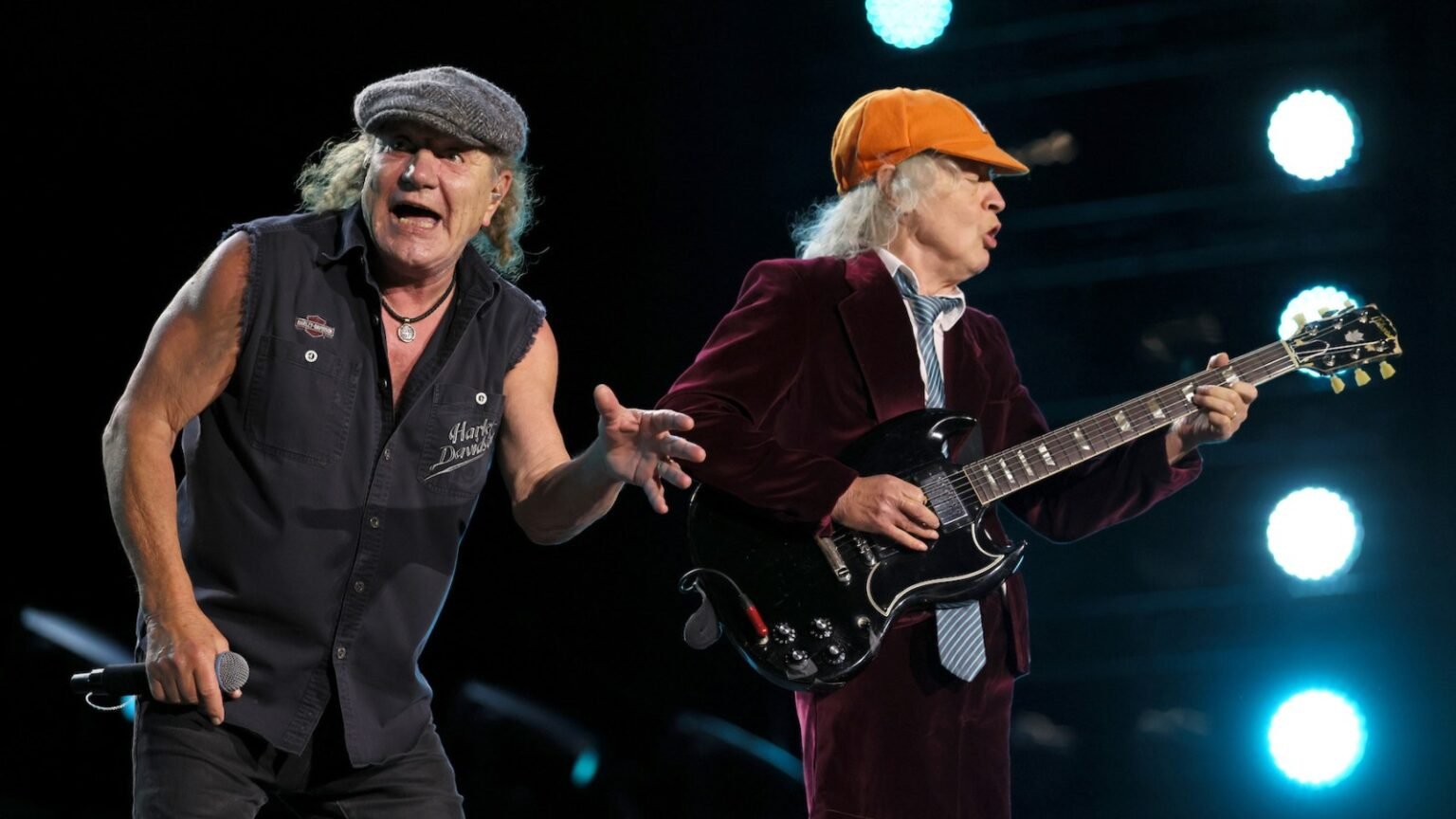 See AC/DC Bring Out Dave Grohl for ‘Highway to Hell’ at Power Up Tour’s Final Show