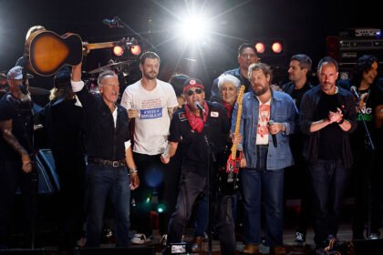 On the Ground at the Power to the People Festival, a Day of Protest Music and Solidarity
