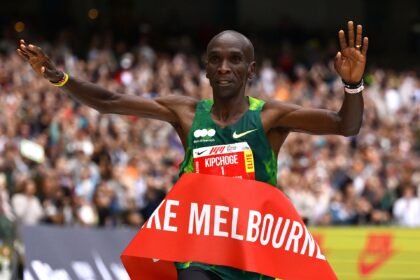 Kenya’s Eliud Kipchoge wins his first marathon in three years in Melbourne
