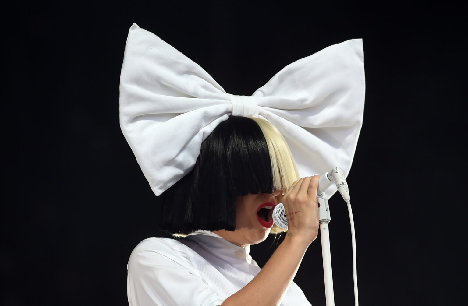 Sia Sells 50% of Music Catalog to Pophouse in $180 Million Partnership Deal