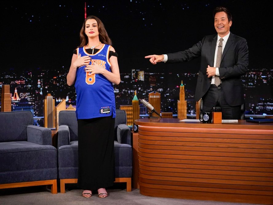 Anne Hathaway Would Rather Have Another Knicks Championship Over a Second Oscar