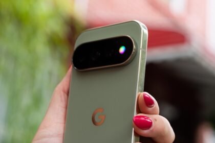 The Pixel 11 Pro and Pro XL phones are $250 off