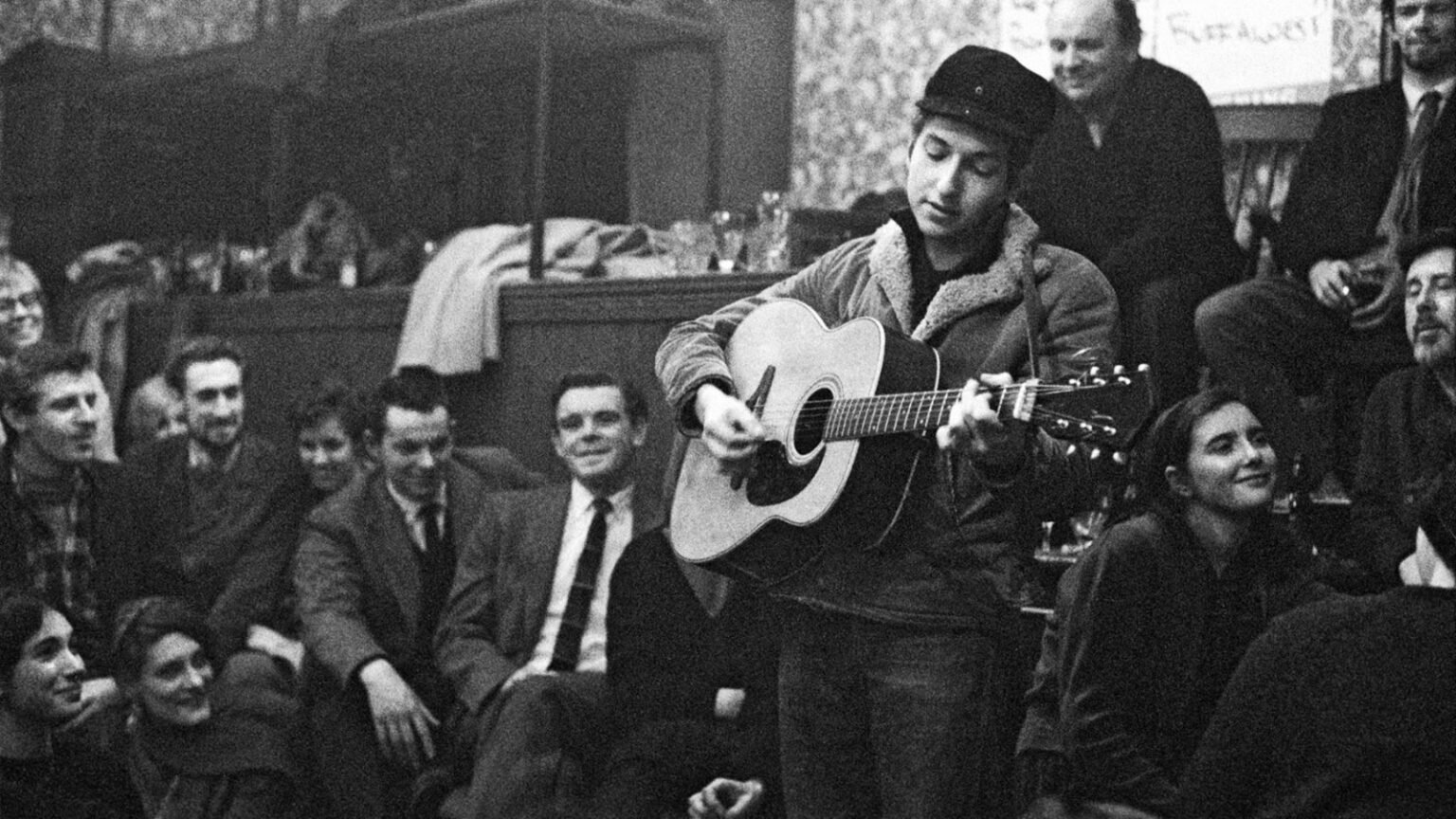 How Bob Dylan’s Trip to London Inspired ‘Girl From the North Country’