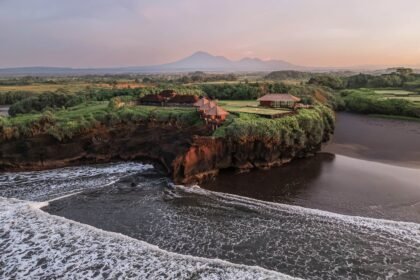 28 Best Hotels in Bali, From Oceanview Villas to Jungle-Immersed Escapes