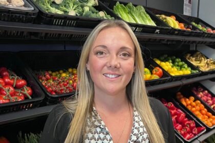Community supermarket opens in shopping centre