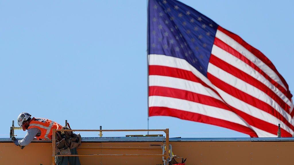 US jobs market sees sharp slowdown in September