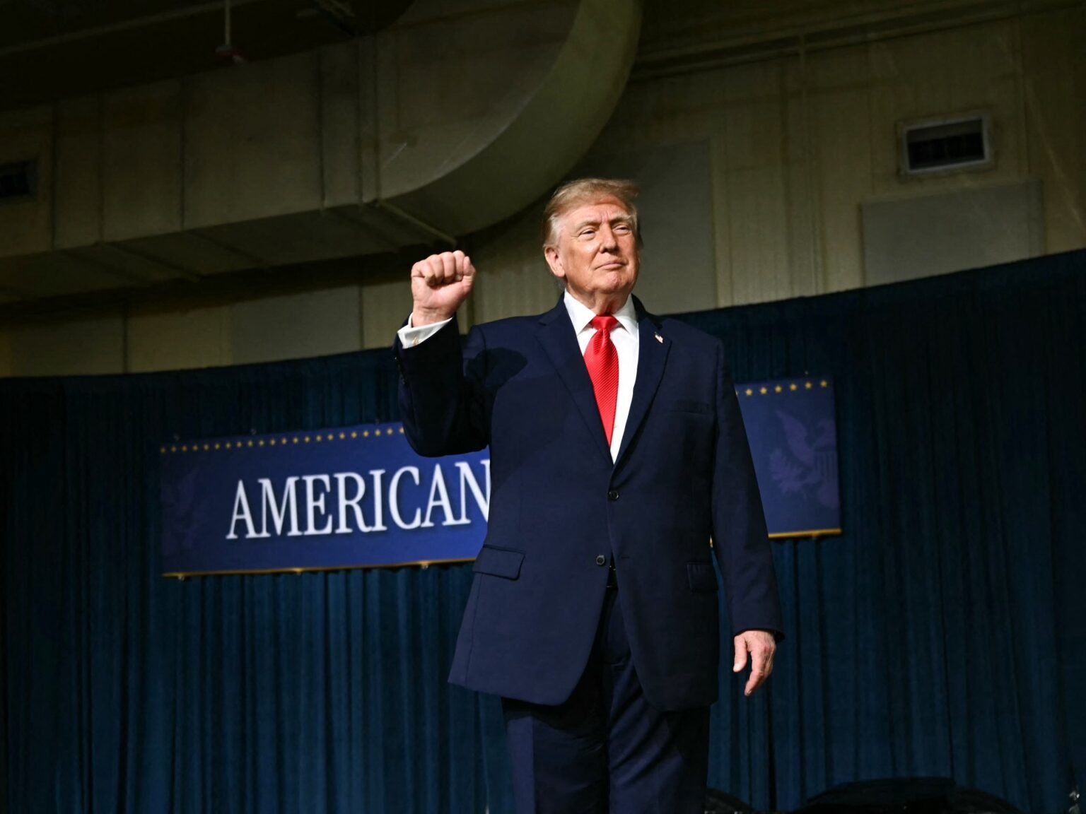 Trump launches midterms campaign blitz amidst record low approval ratings