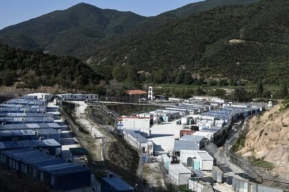 Greece pushes EU to suspend asylum during mass migration surges