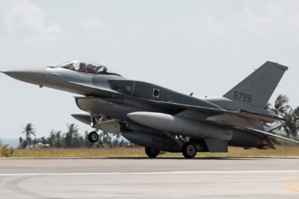 US delivers F-16V fighter jets to Taiwan as island eyes threat from China